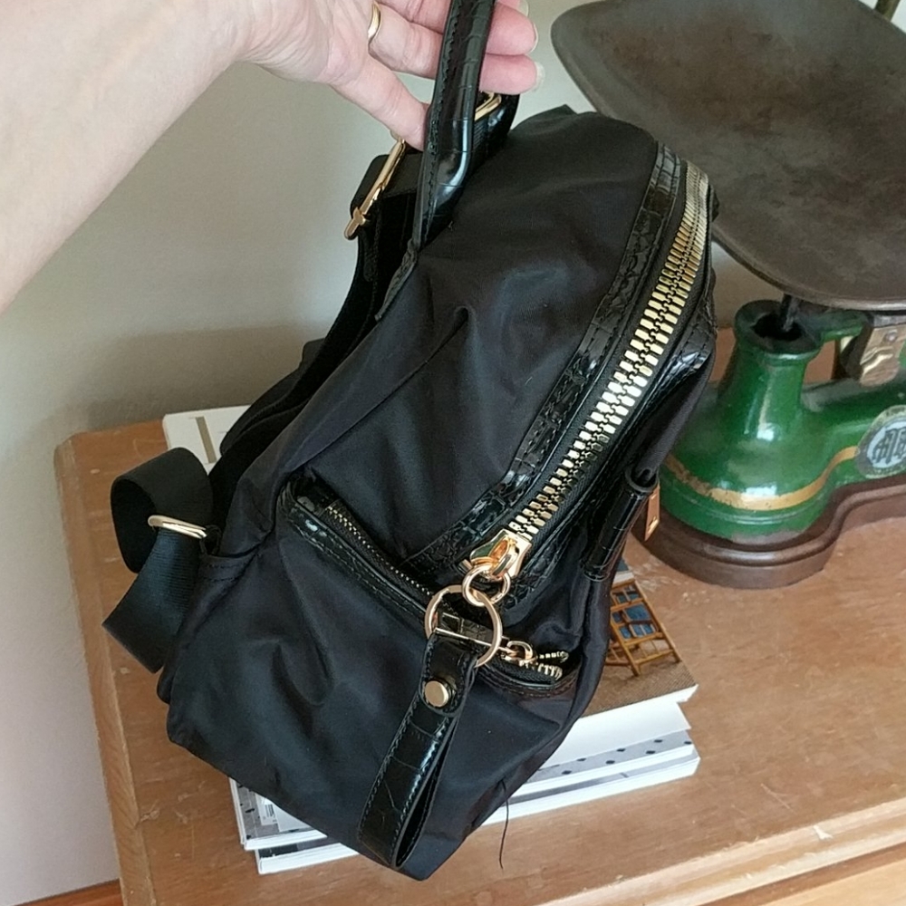 ASOS BACKPACK 🎒 - Picture 4 of 12